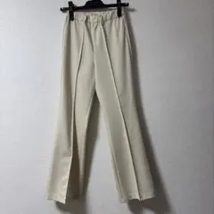 ドロワットロートレアモン［フレアパンツ］のサムネイル