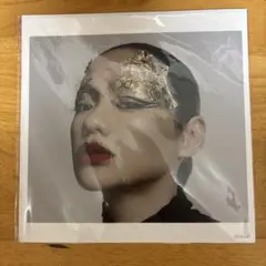 Awich メガジャケ (CD『Queendom』特典)