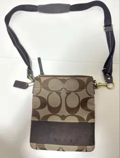 斜めがけショルダーバッグ