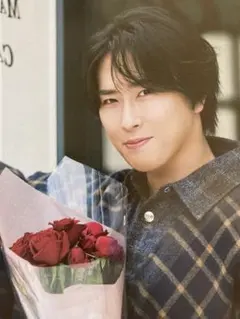 ★宮舘涼太★切り抜きファイル2冊64P★BAILA2部作★薔薇★匿名配送★