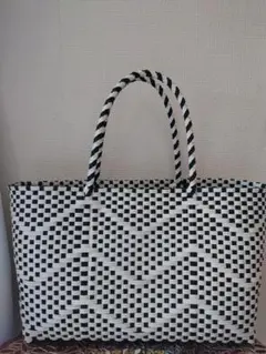 シンプルな軽いかごバッグ☆☆