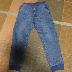 Item thumbnail for item ea556549-12ff-4d1e-9e83-8cdfd5eb3c51