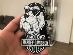 ハーレー　サングラスかけた犬