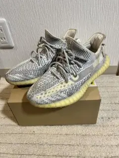 Yeezy Boost 350 V2 グレー/イエロー