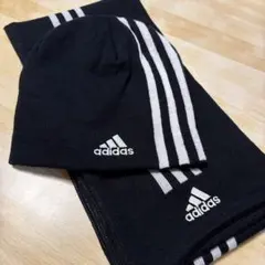adidas ニット帽ビーニーとマフラーセット　ブラック 3ストライプのサムネイル