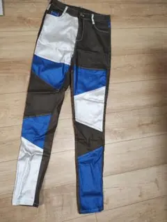 スキニーパンツ　ダンス　発表会　派手　グレー&シルバー&ブルー　　　新品未着用
