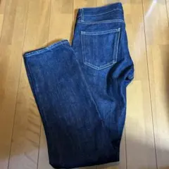【美品】ユニクロ レギュラーフィットストレートジーンズ 赤耳 XL相当 濃青