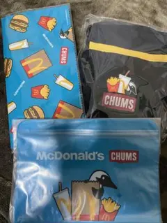 マクドナルド福袋2023 CHUMS セットポーチジッパークリーナーまくと