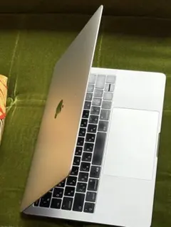 あ*ん様 MacBook2017｜16GB/256GB/Core m3｜ローズゴ - メルカリ