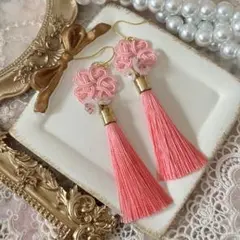 ฅ❤️ ねこ　猫　レジン　花　さくらんぼ　苺　 りぼん　ピアス　イヤリング ฅ❤️ ねこ 猫 レジン さくらんぼ 花 りぼん ピアス イヤリング
