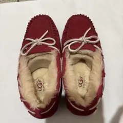 UGG レッド モカシン➕ブーツ➕TOMS