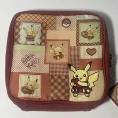 ポケモンセンター　バレンタイン　マルチポーチ　ピカチュウ