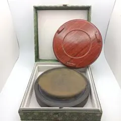 ⭕️赤間硯　丸型日月研　太宰府石松製　女性好み作品　硯側左右に梅花彫刻 ⭕️赤間硯 丸型日月研 太宰府石松製 女性好み作品 硯側