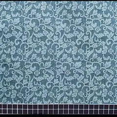 70 × 30 cm 小花唐草の絹紙布