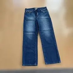 デニムジーンズ