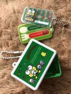 サンリオ　けろっぴ　ランチボックス&フォーク&スプーン　ガチャ