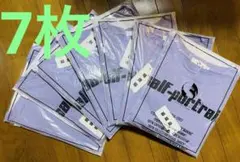 Q10の淡いラベンダー、ブルー系トップス