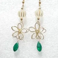 No.1597-D ドライフラワーとパール☆レジン☆ピアス・イヤリング