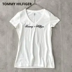 トミーヒルフィガー【S】ビジュー&刺繍ロゴ Tシャツ タイト 白 Ｖネック