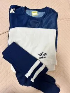 ATHLETA サッカーウェアセット ネイビー ホワイト