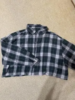 グリーン系チェック長袖シャツ ショート丈Mサイズ　INGNI