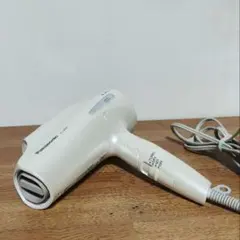 Item thumbnail for item b2fefbb6-9706-4ff9-9f15-62ca03a3a8a9