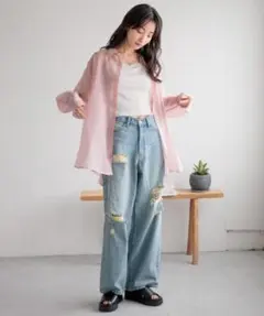 シアー素材 オーバーサイズシャツ ピンク　ローリーズファームのサムネイル