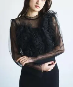 【美品】COCODEAL フリル付き黒長袖トップス