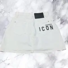 DSQUARED2 ICONデニムスカート　タイト　ミニ　ホワイト　ロゴ　Y2Kのサムネイル