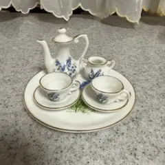 D.Hague ミニチュア　ティーセット