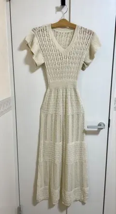DABAGIRL透かし編みニットロングワンピース ベージュ フレア Vネック春夏