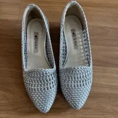 ダイアナ パンプス