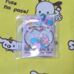 サンリオ　シャカシャカフレークシール風チャーム　キキララ