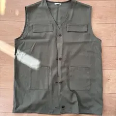 オリーブグリーン ベスト　ジレ　Ｌサイズ