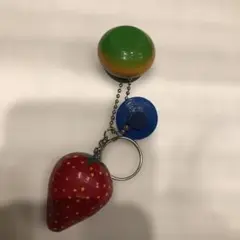 カラフルいちごキーホルダー
