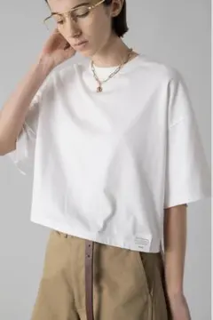 soyy. URAKE CROPPED TEE ホワイト - メルカリ