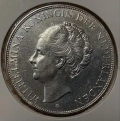 1930年ウィルヘルミナ女王 2.5ギルダー 大型銀貨 PCGS認証 - メルカリ