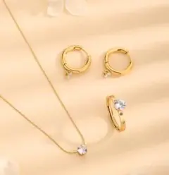 サージカルステンレス 3セット★czダイヤゴールド ピアスリングネックレス