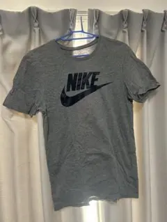NIKE グレー 半袖 Tシャツ