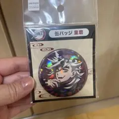 童磨　ピンバッジ 童磨 ピンズ ピン バッジ - メルカリ