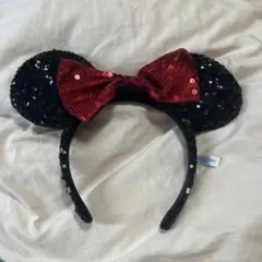 ディズニー カチューシャ スパンコール ブラック レッドのサムネイル