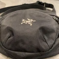 ARC'TERYX ショルダーバッグ ブラック