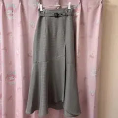 アンミール ベルト付きロングスカート