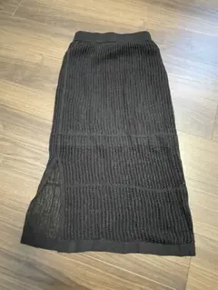 GU メッシュナローニットスカート