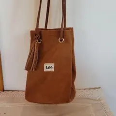 Item thumbnail for item 3bd5b7a5-2ab6-4fa5-b822-da2902c6666b