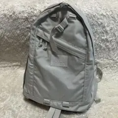 【極美品】グレゴリー　デイパック　限定品　ホワイトカラー　入手困難のサムネイル