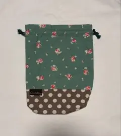 ハンドメイド　花柄と茶水玉の巾着袋