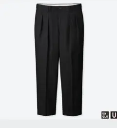 ユニクロＵ　ワイドフィットタックテーパードチノ 黒