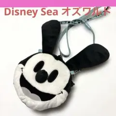 ディズニー公式　オズワルドポシェット透明ポケット付き