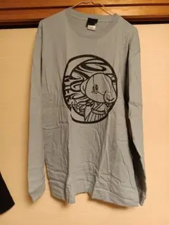 NieR CLOTHING キャラクタープリント 長袖カットソーのサムネイル